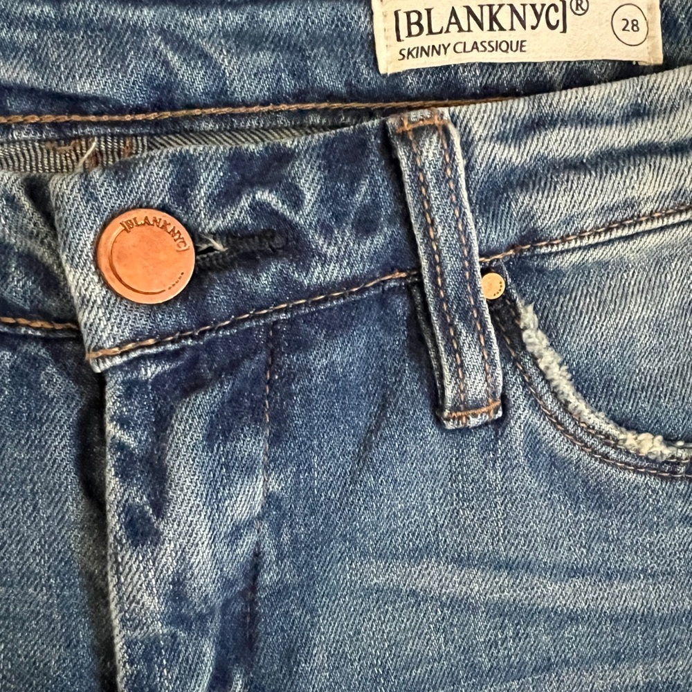 Upcycled Reworked Blank NYC Two-Tone Relaxed Barrel Jeans Stretch Denim sz 28 - Picture 4 of 10